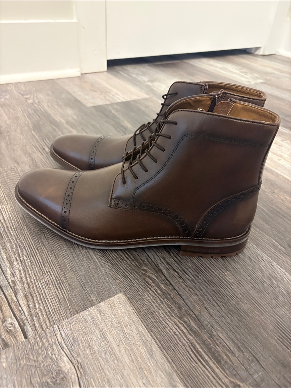 Kenneth Cole Men's Brown Leather Cap-Toe Dress Boots (Brand New)